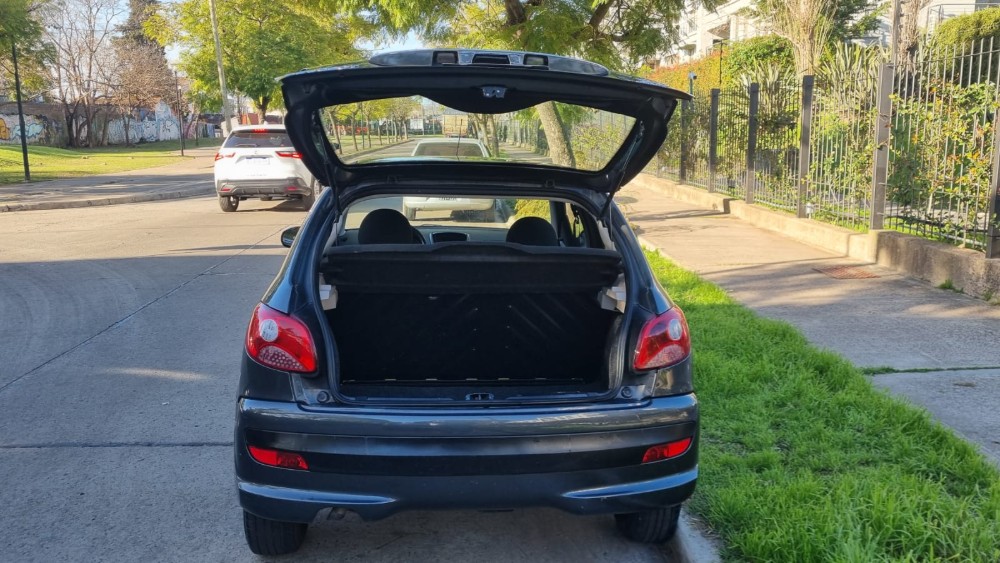 Peugeot 207 Compact XS 1.9 D — foto 5